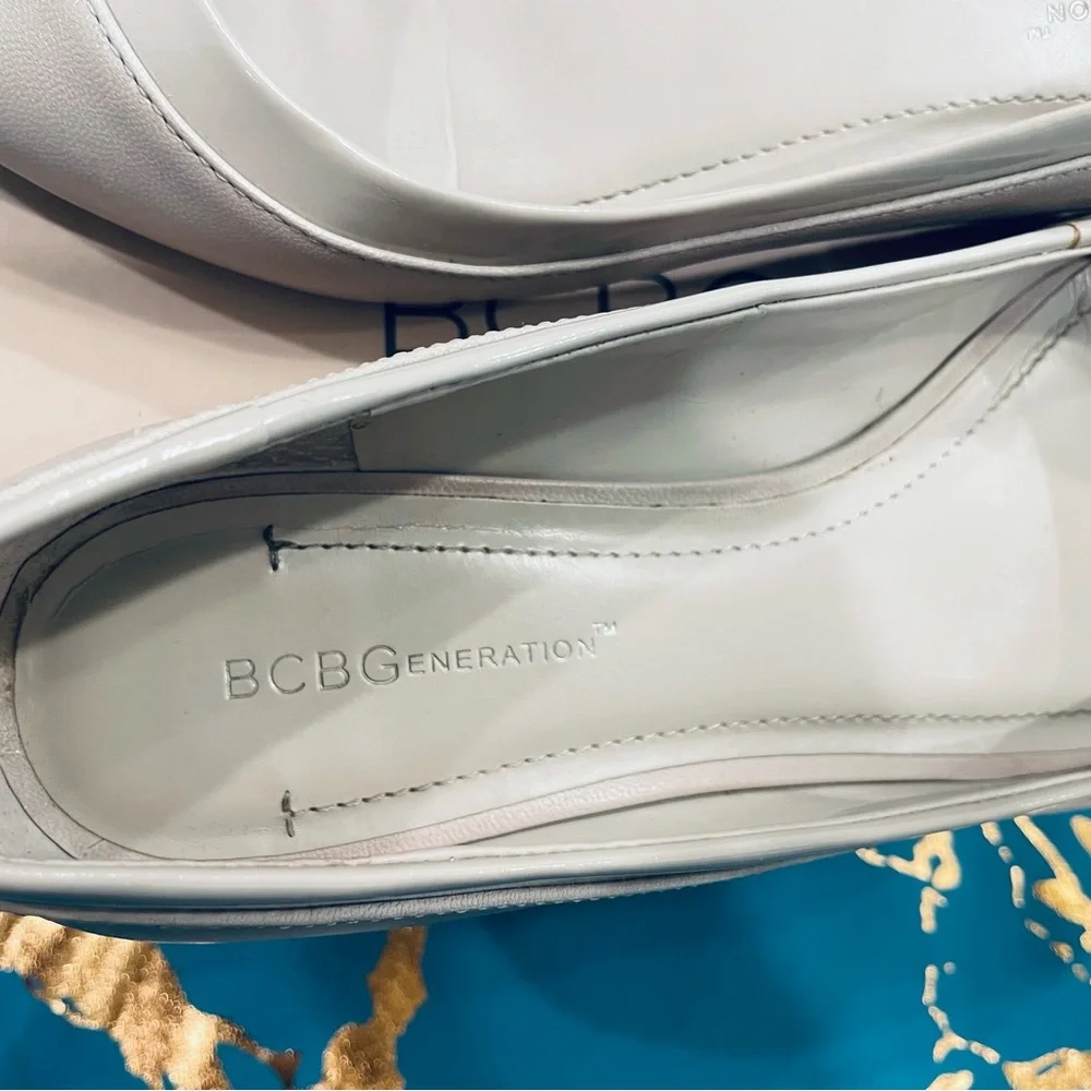 BCBGeneration LIKE NEW flats size 9 - Picture 12 of 14